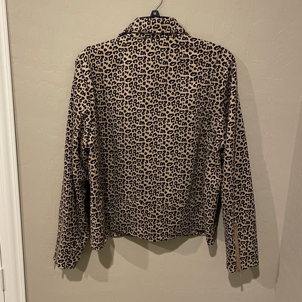 #27 1 Left! 🌟Cheetah Moto Style Offset Zipper Jacket * - Picture 4 of 4